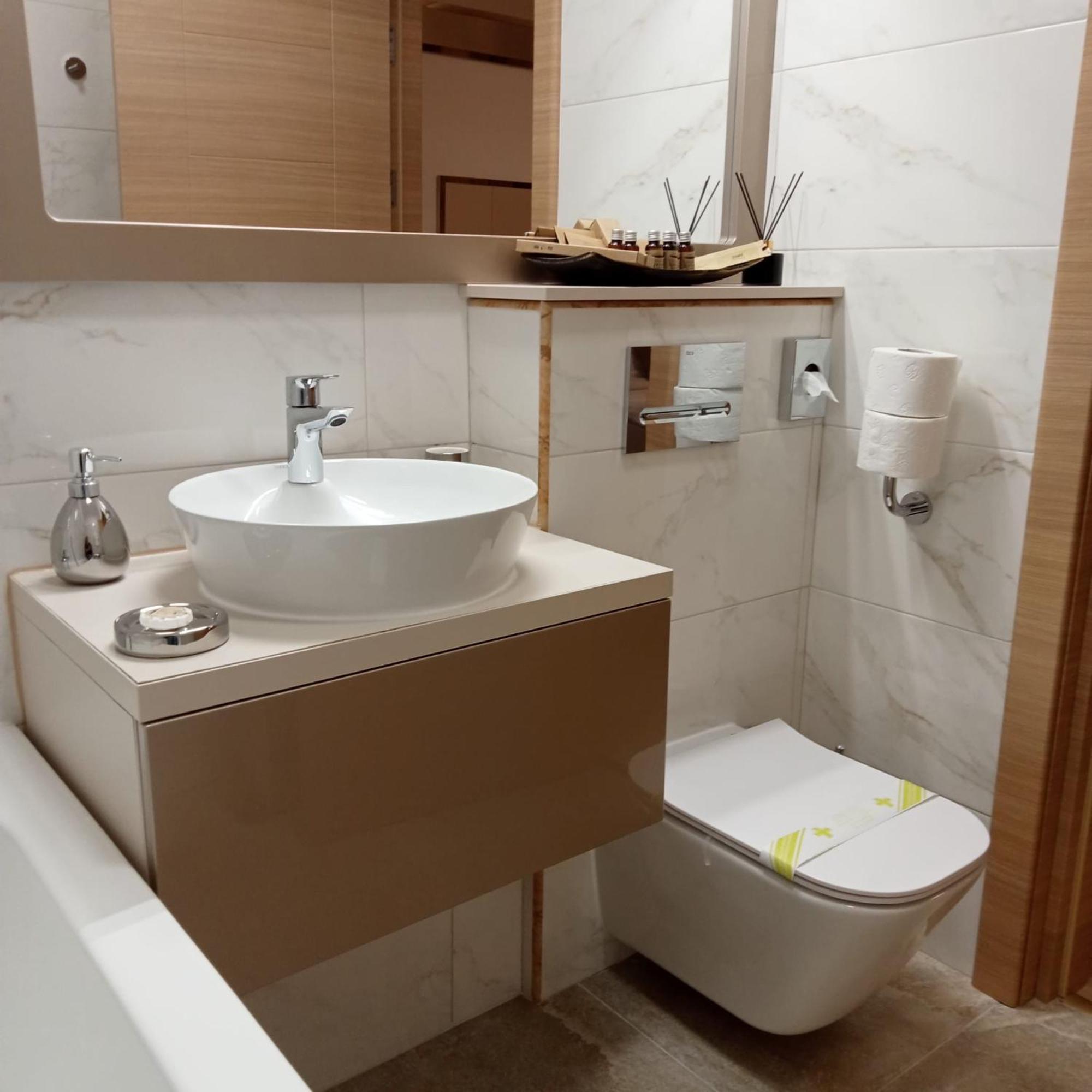 Elegant Suite - Titan Park Bukares Bagian luar foto