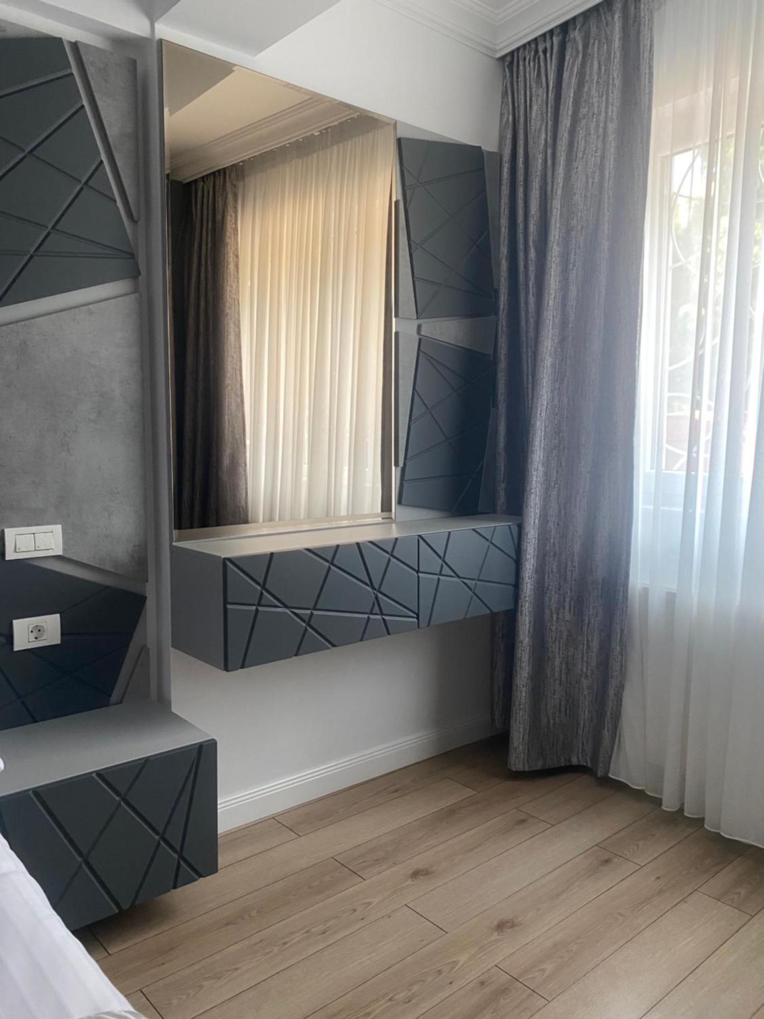 Elegant Suite - Titan Park Bukares Bagian luar foto