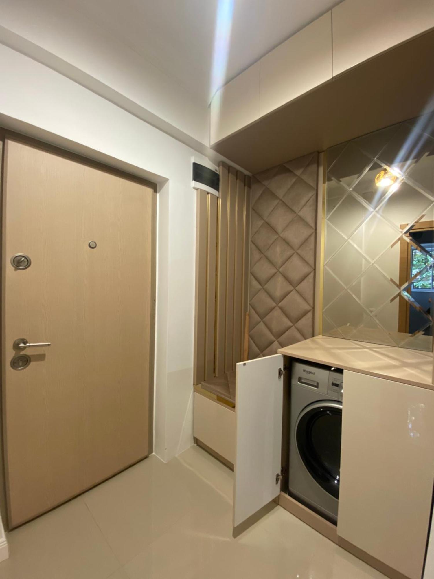 Elegant Suite - Titan Park Bukares Bagian luar foto